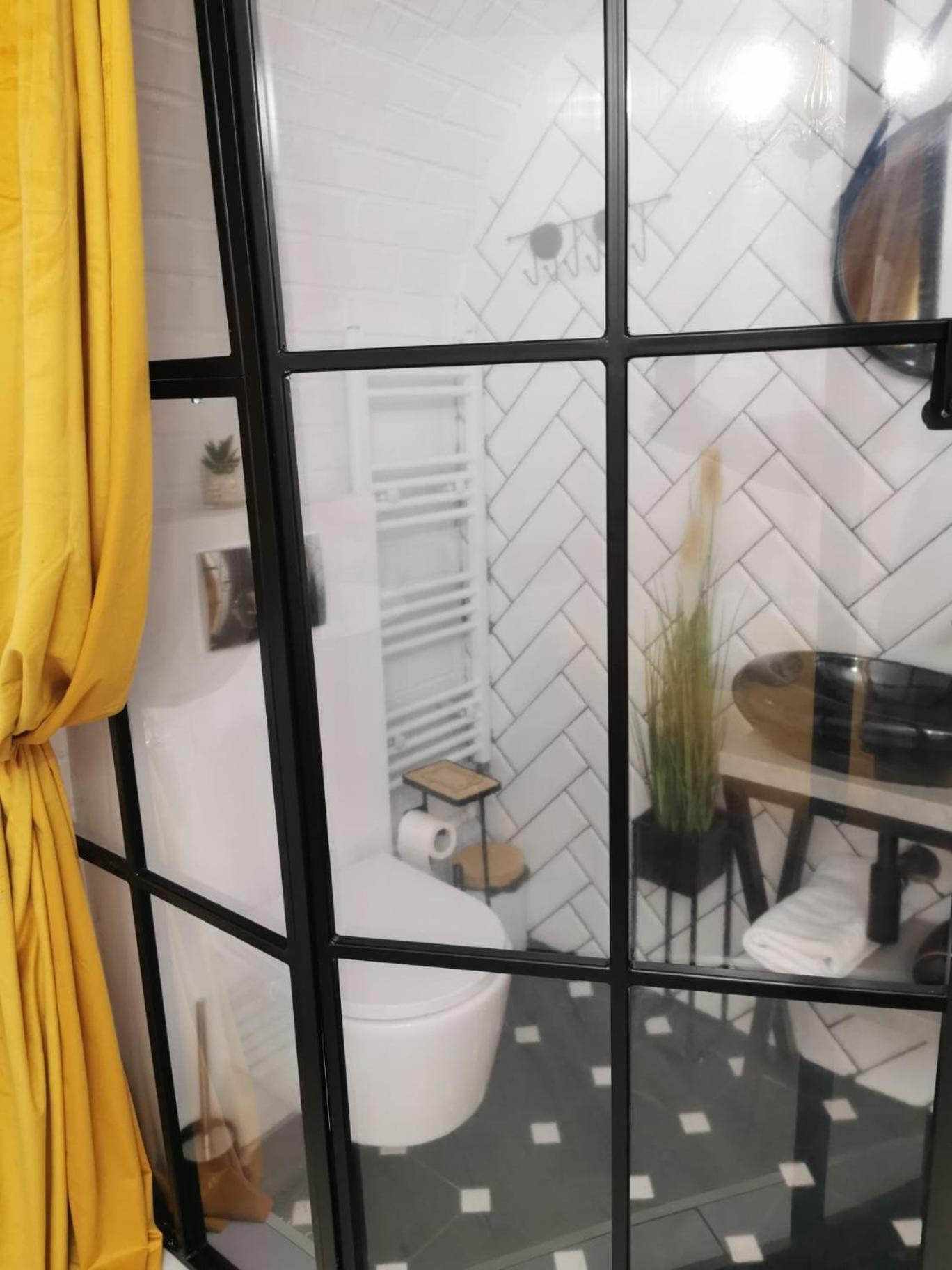 Aramis Boutique In Old Town Center Daire Braşov Dış mekan fotoğraf
